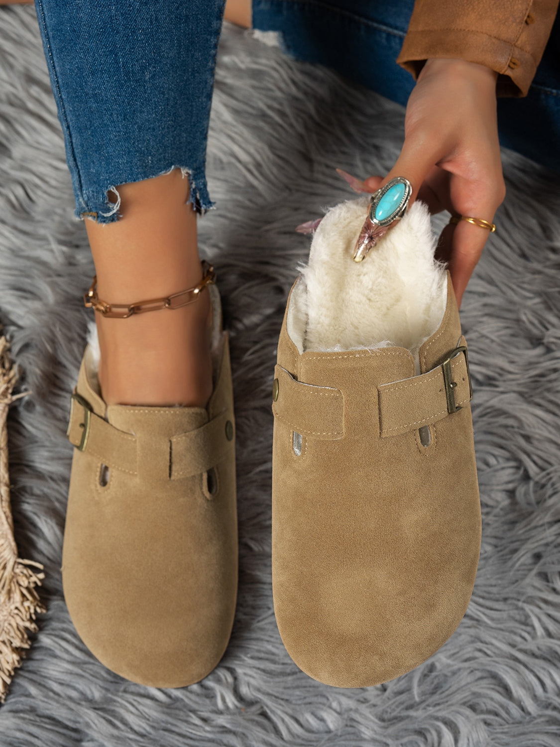 Suede Round Toe Slippers - Celeste    