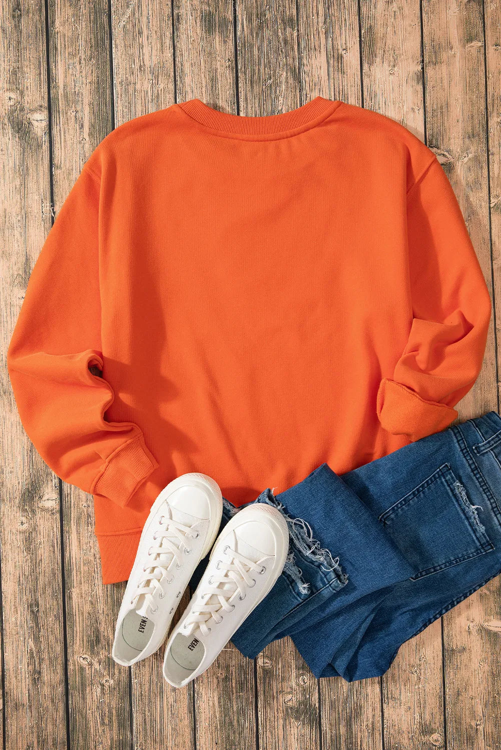 Letter Round Neck Long Sleeve Sweatshirt - Celeste    