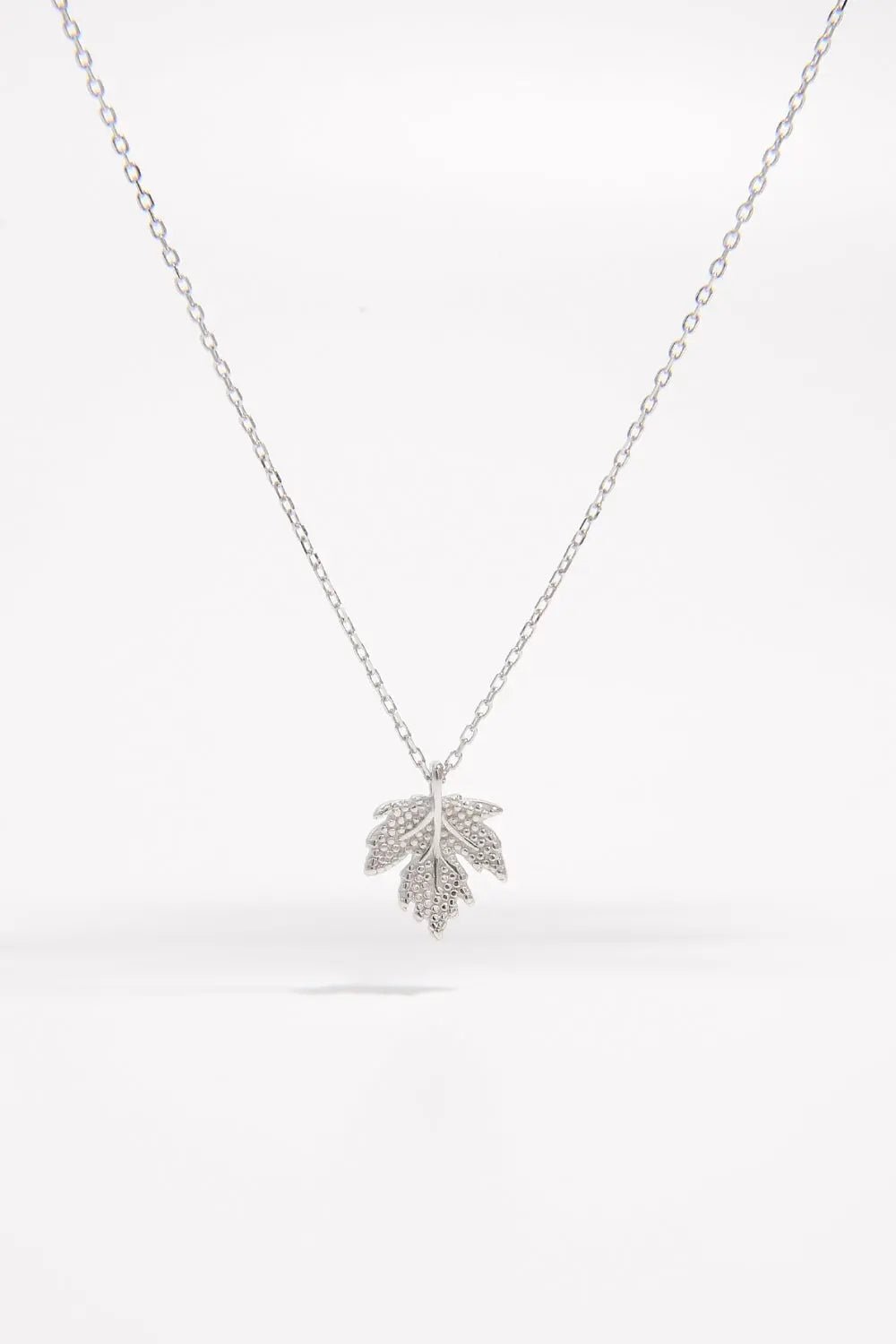 925 Sterling Silver Zircon Maple Leaf Necklace - Celeste