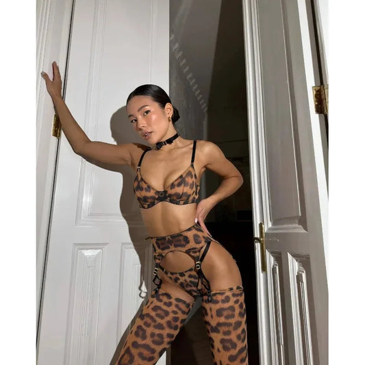 Lencería sexy con estampado de leopardo