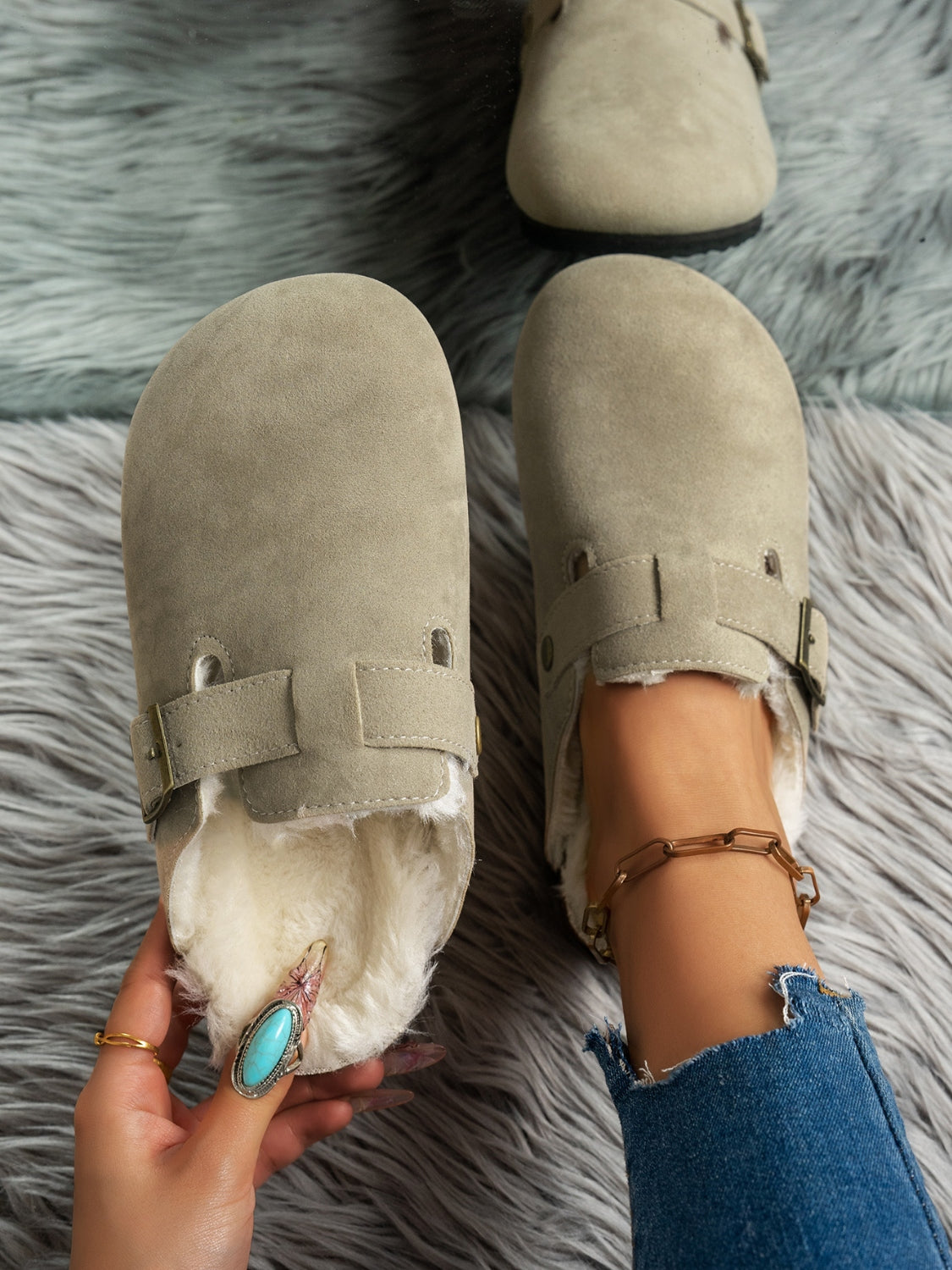 Suede Round Toe Slippers - Celeste    