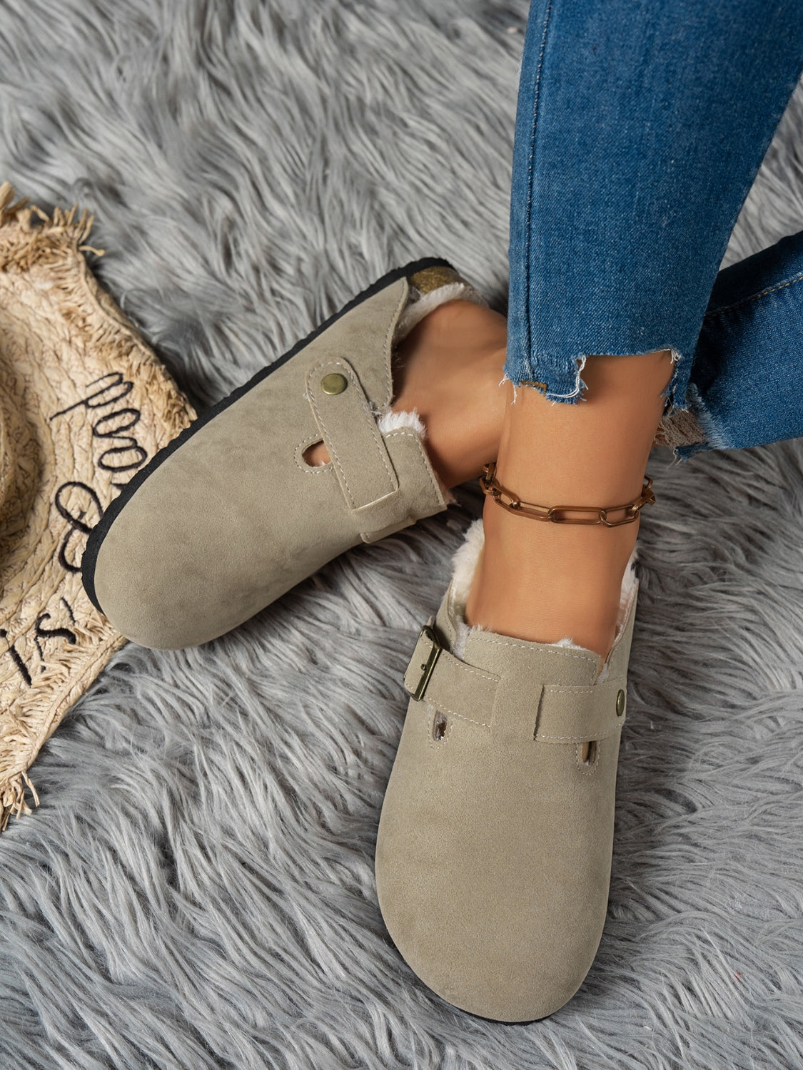 Suede Round Toe Slippers - Celeste    