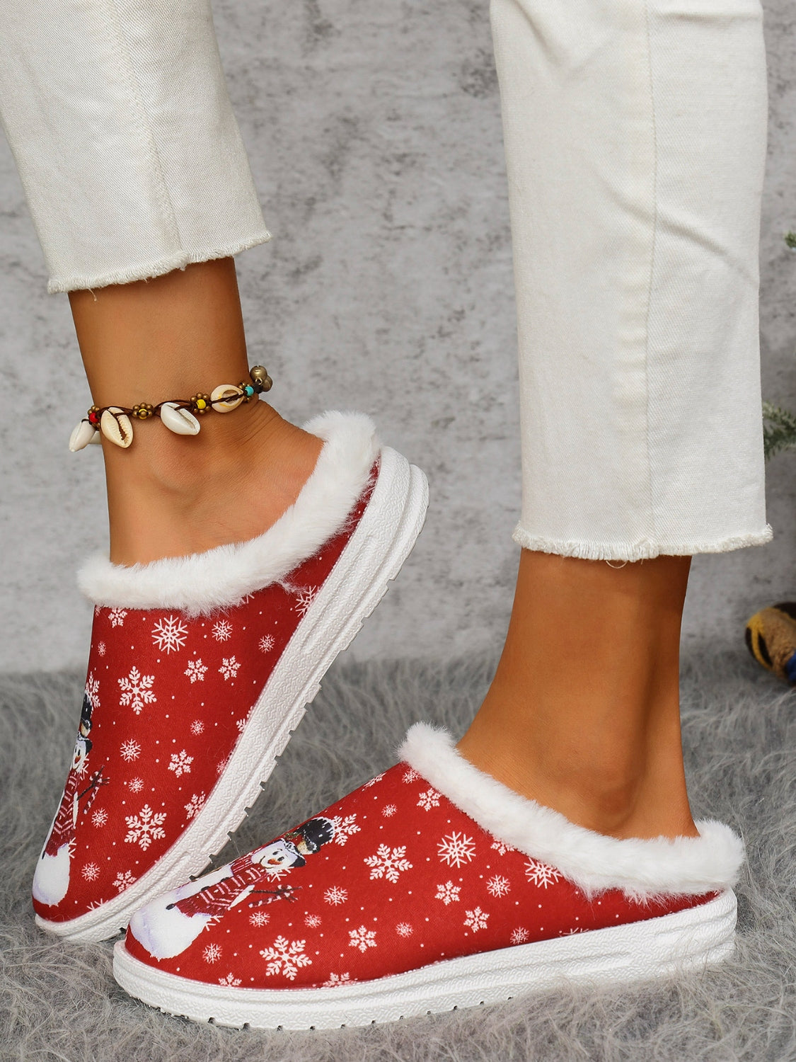 Snowman Print Flat Slippers with Faux Fur - Celeste    