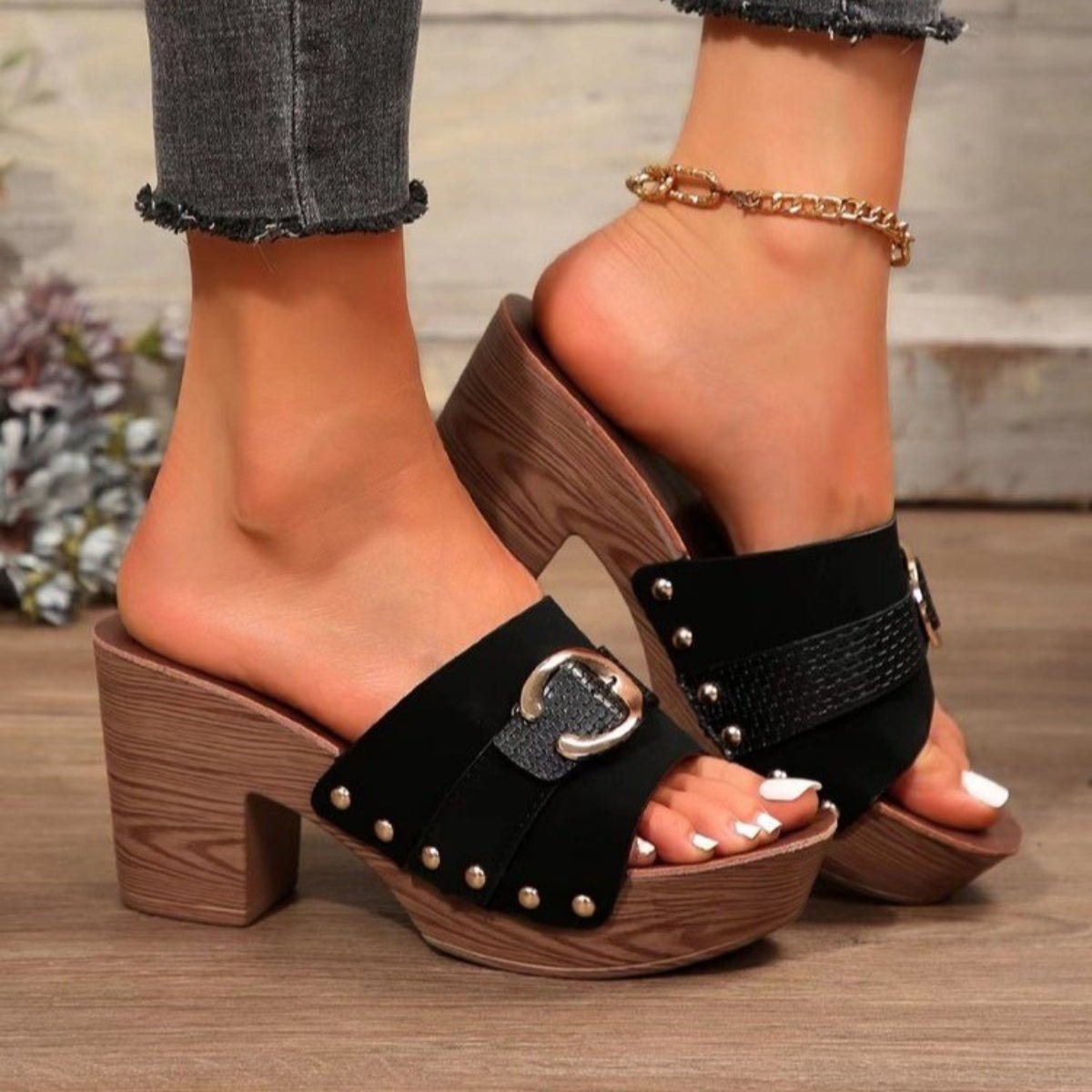 Buckle Trim Block Heel Sandals - Celeste