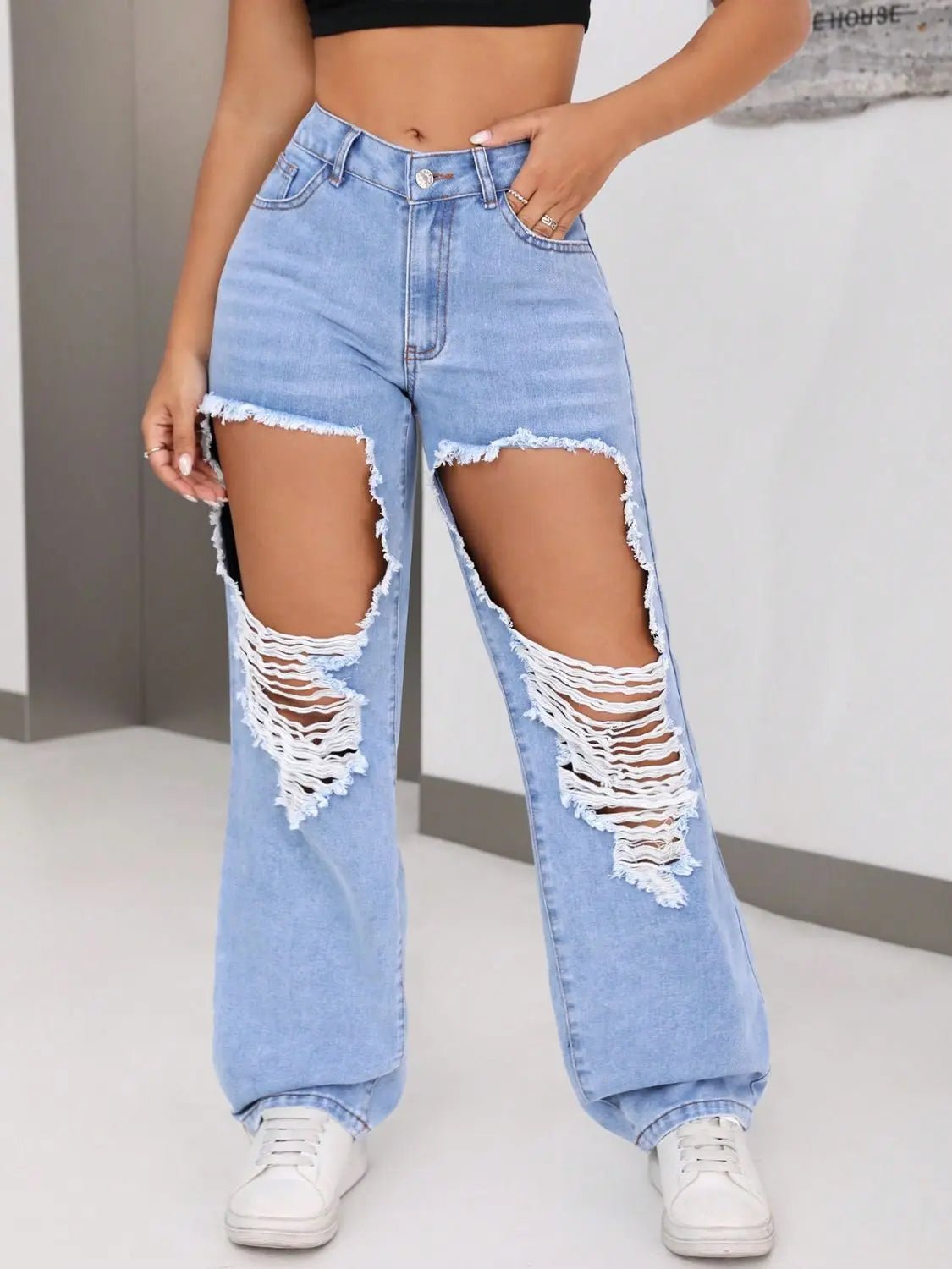 Distressed Jeans with Pockets - Celeste