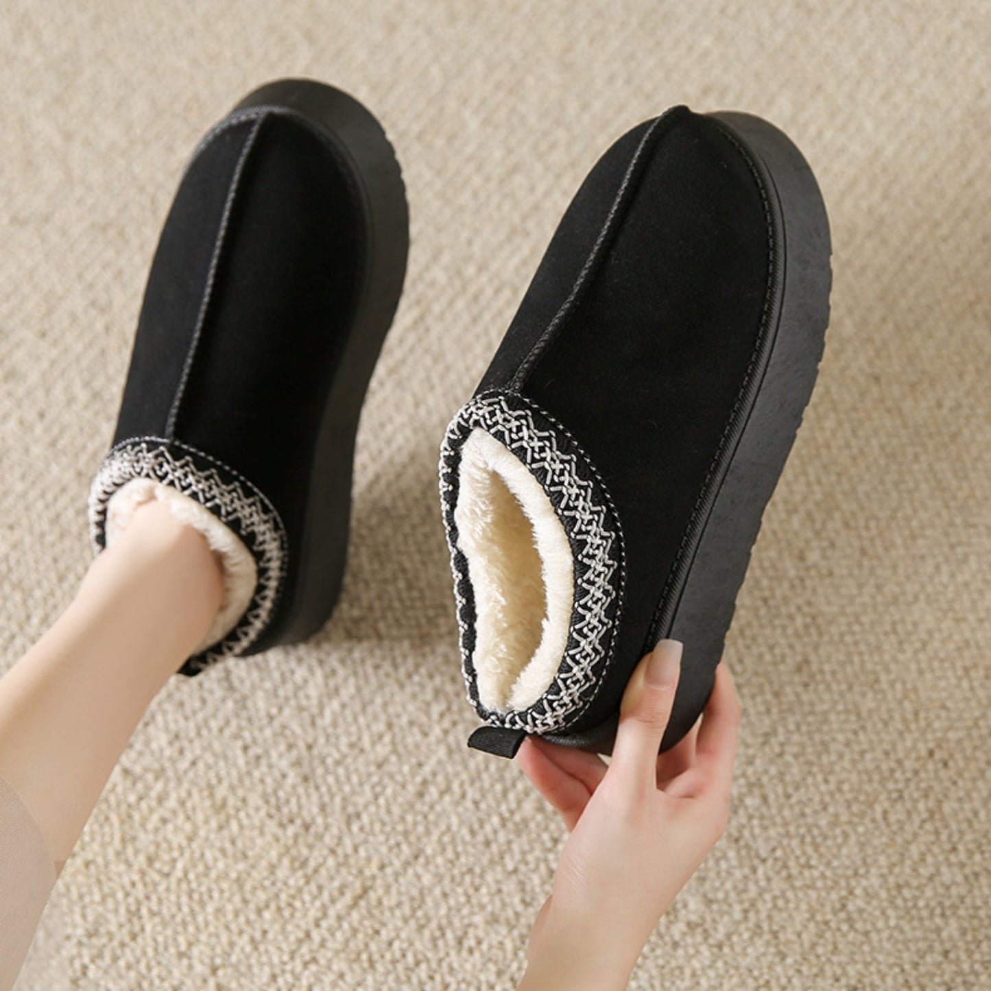 Faux Fur Center - Seam Slippers - Celeste