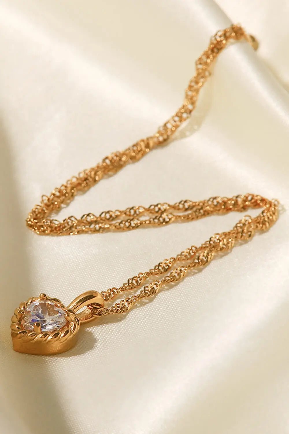 Inlaid Zircon Heart Pendant Necklace - Celeste