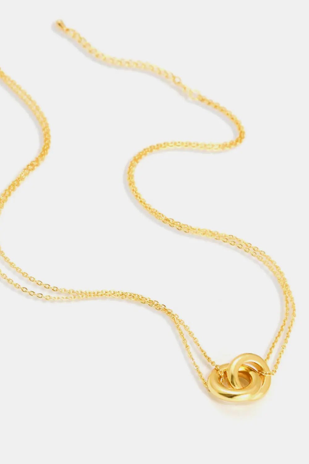 Linked Ring Pendant Chain Necklace - Celeste