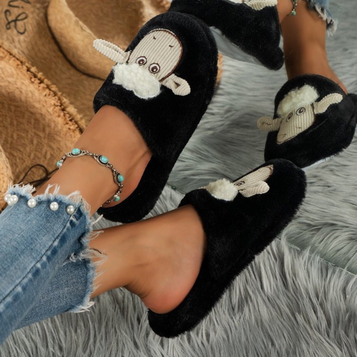 Sheep Round Toe Slippers - Celeste